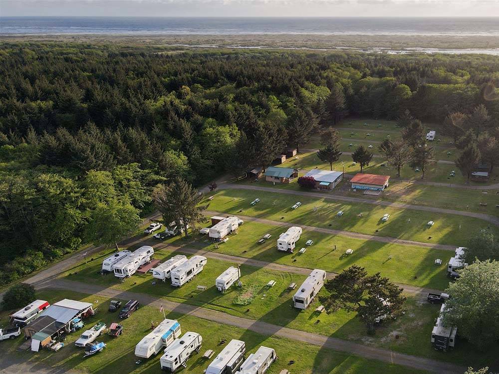 Aerial view of RV sites at KENANNA RV RESORT BY RJOURNEY