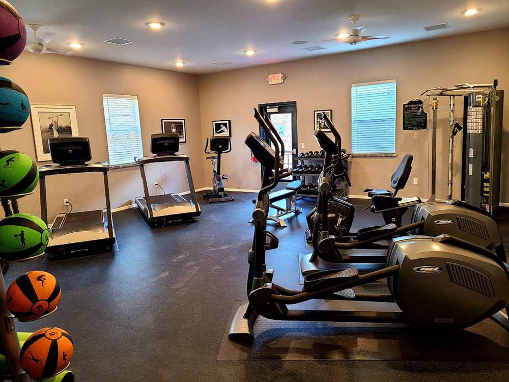 The clean and modern exercise room at VERDE RIVER RV RESORT & COTTAGES