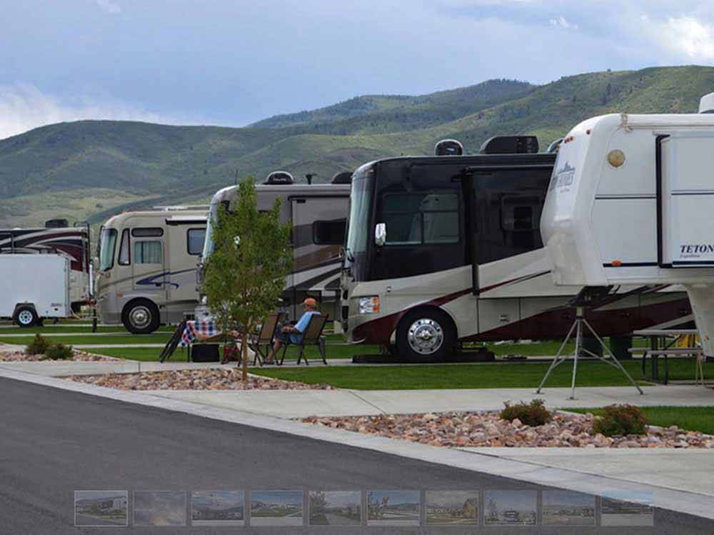 RVs parked at campground at MOUNTAIN VALLEY RV RESORT