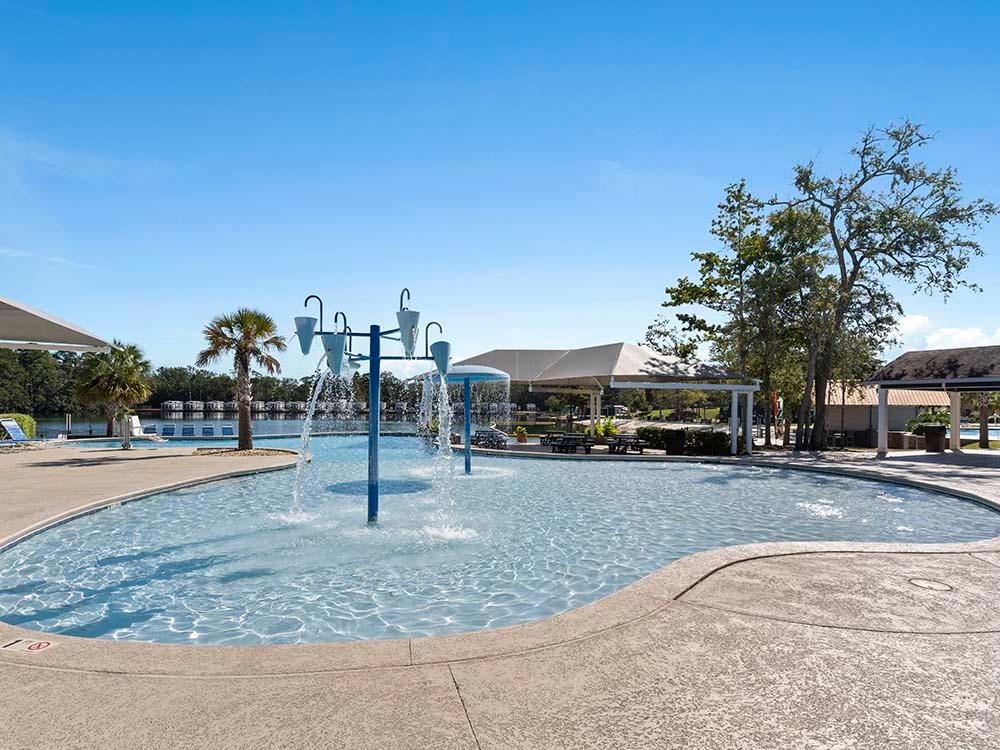 The swimming pool awaits you at SUN OUTDOORS NEW ORLEANS NORTH SHORE