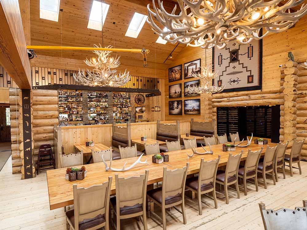 A large table with antler in the middle at THE RETREAT, LINKS & SPA AT SILVIES VALLEY RANCH