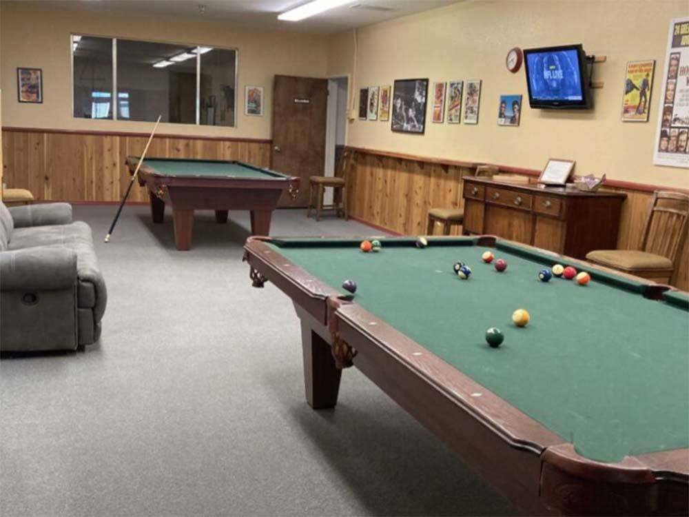 Two pool tables in lounge area at DE ANZA RV RESORT