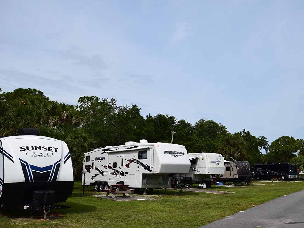 Fifth wheels parked in a row at JOY RV RESORT