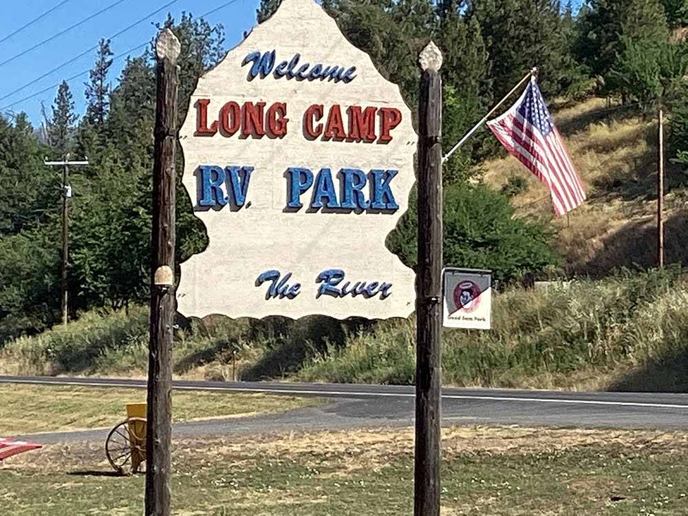 The front entrance sign at LONG CAMP RV PARK