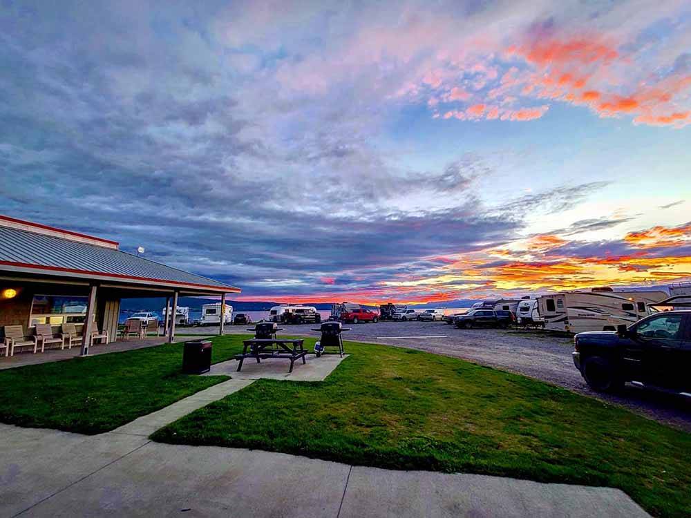 Colorful clouds over the campsite at HERITAGE RV PARK