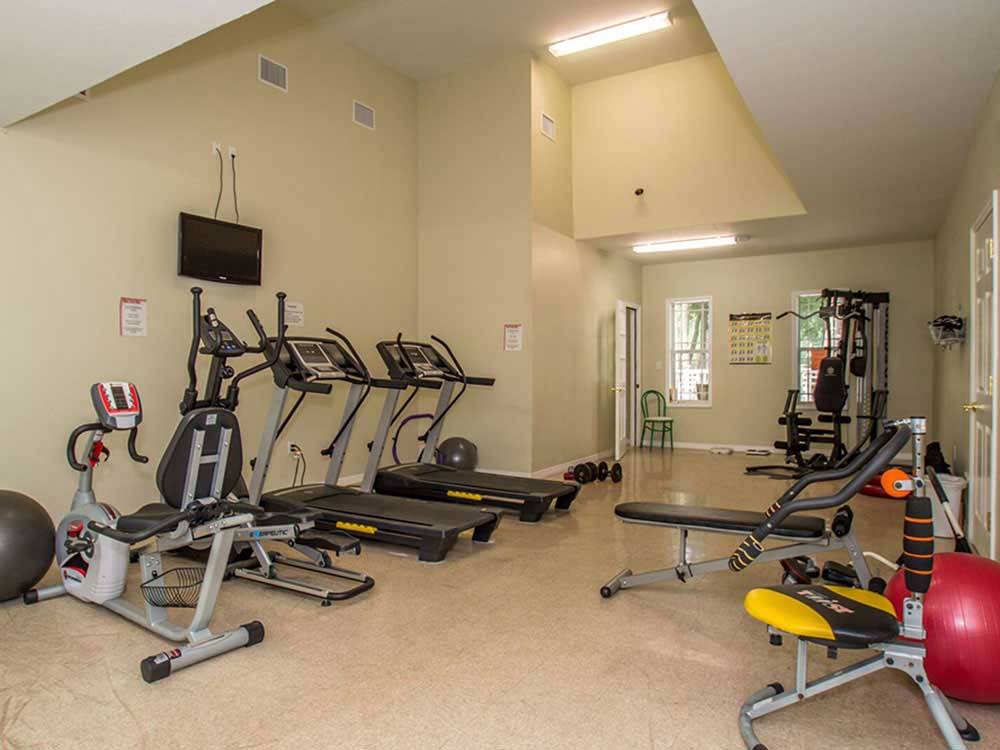 Exercise room with equipment at WILLISTON CROSSINGS RV RESORT