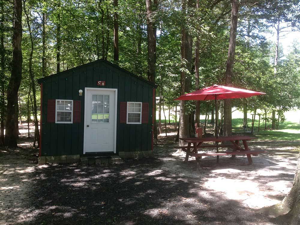 Lodging at R & D FAMILY CAMPGROUND
