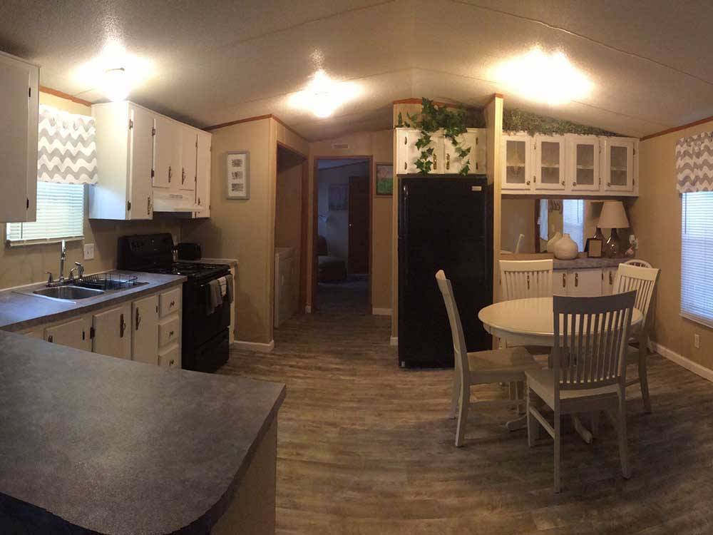 Eagles Roost RV Resort & Conference Center Lake Park, GA RV Parks