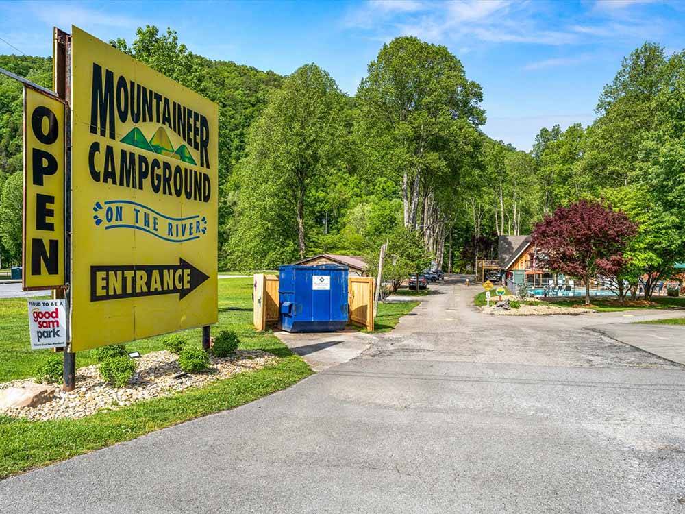 The front entrance sign at MOUNTAINEER CAMPGROUND