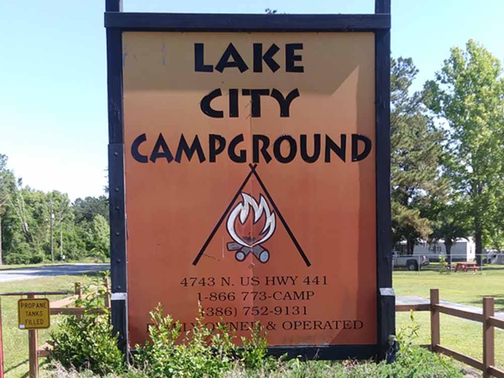 Large sign at entrance at LAKE CITY CAMPGROUND