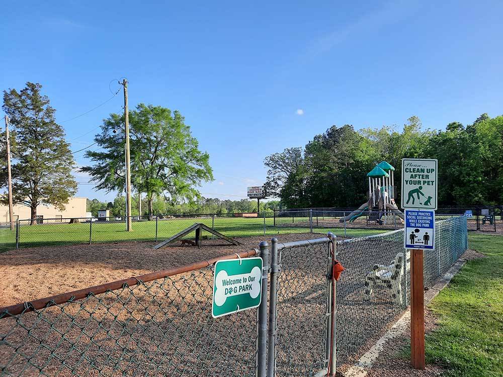 Fenced-in area for pets at CHATTANOOGA HOLIDAY TRAVEL PARK