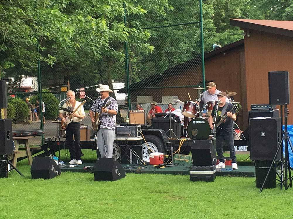 Band playing outside at BEAR RUN CAMPGROUND