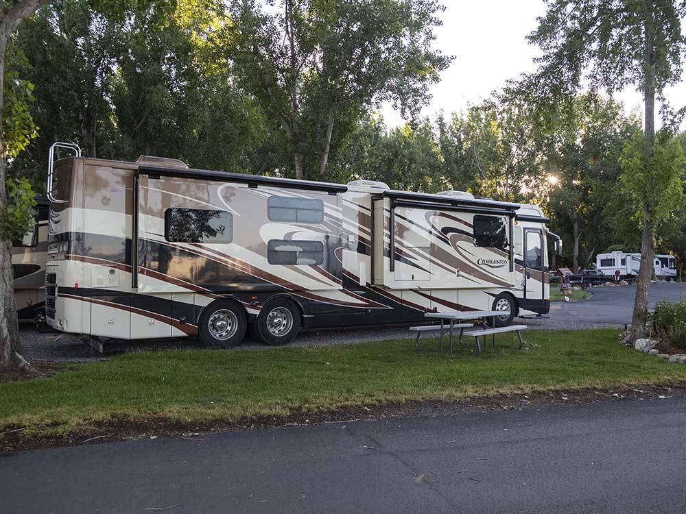 A motorhome parked in a RV site at LAKESIDE RV CAMPGROUND