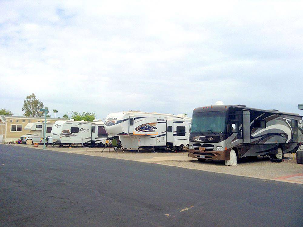 RVs and trailers at campground at VILLA ALAMEDA RV RESORT