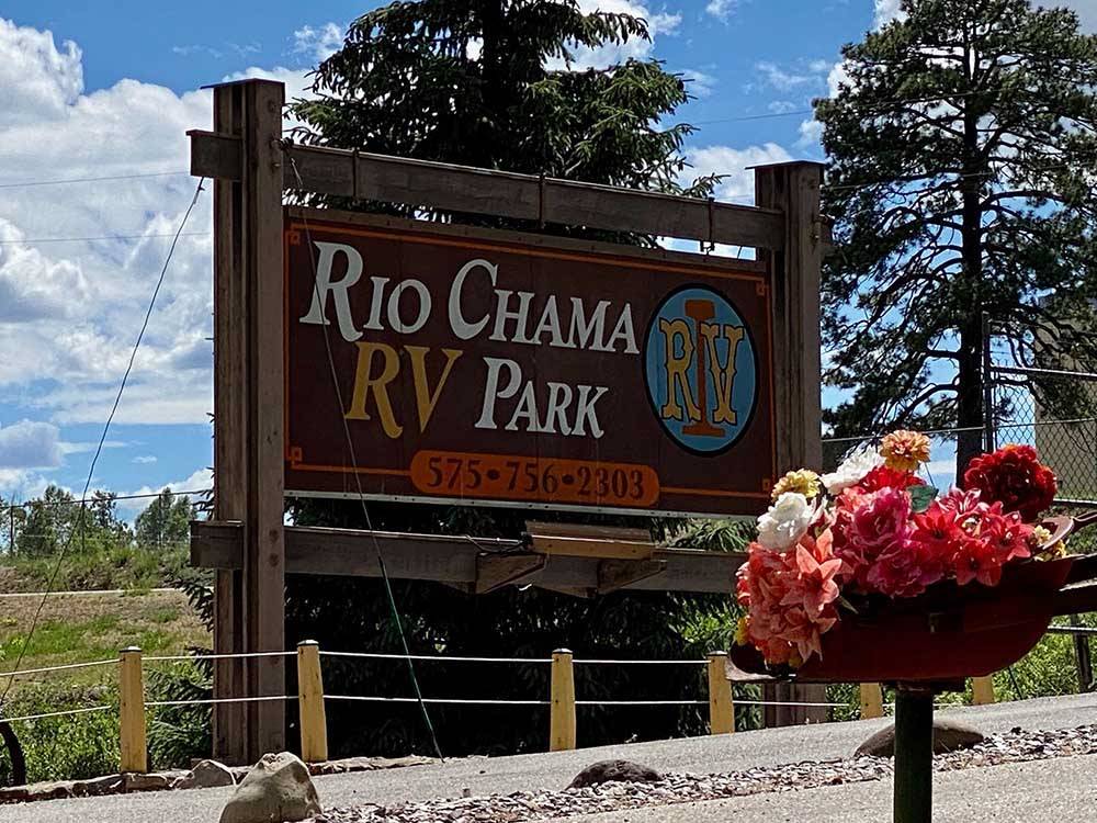 The front entrance sign at RIO CHAMA RV PARK