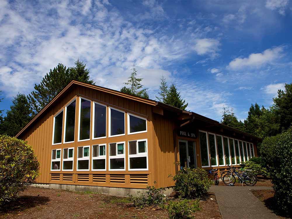 The large recreation building at CANNON BEACH RV RESORT