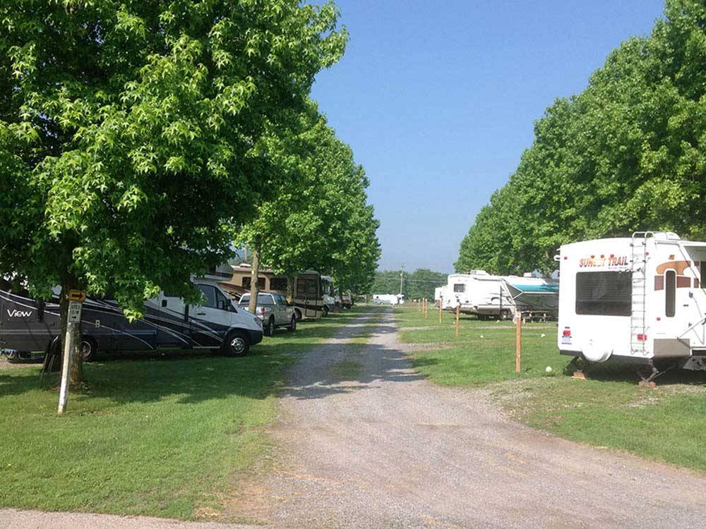 RVs and trailers at campground at FORT CHISWELL RV PARK