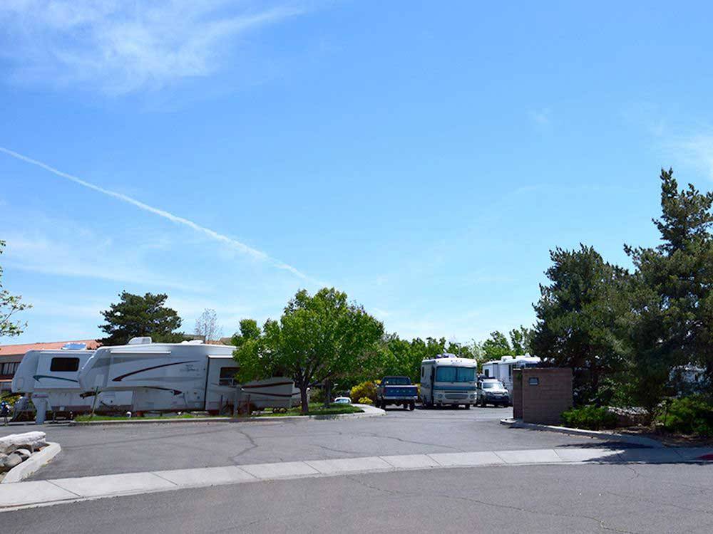 RVs and trailers at campground at KEYSTONE RV PARK