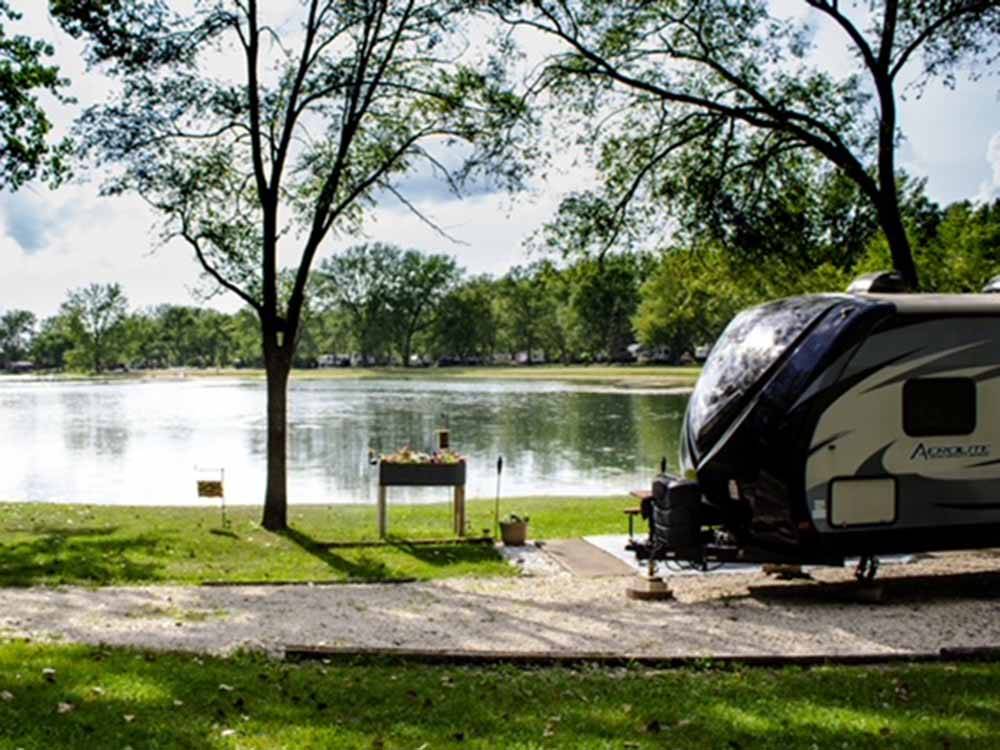 A RV site on the lake at LEHMAN'S LAKESIDE RV RESORT