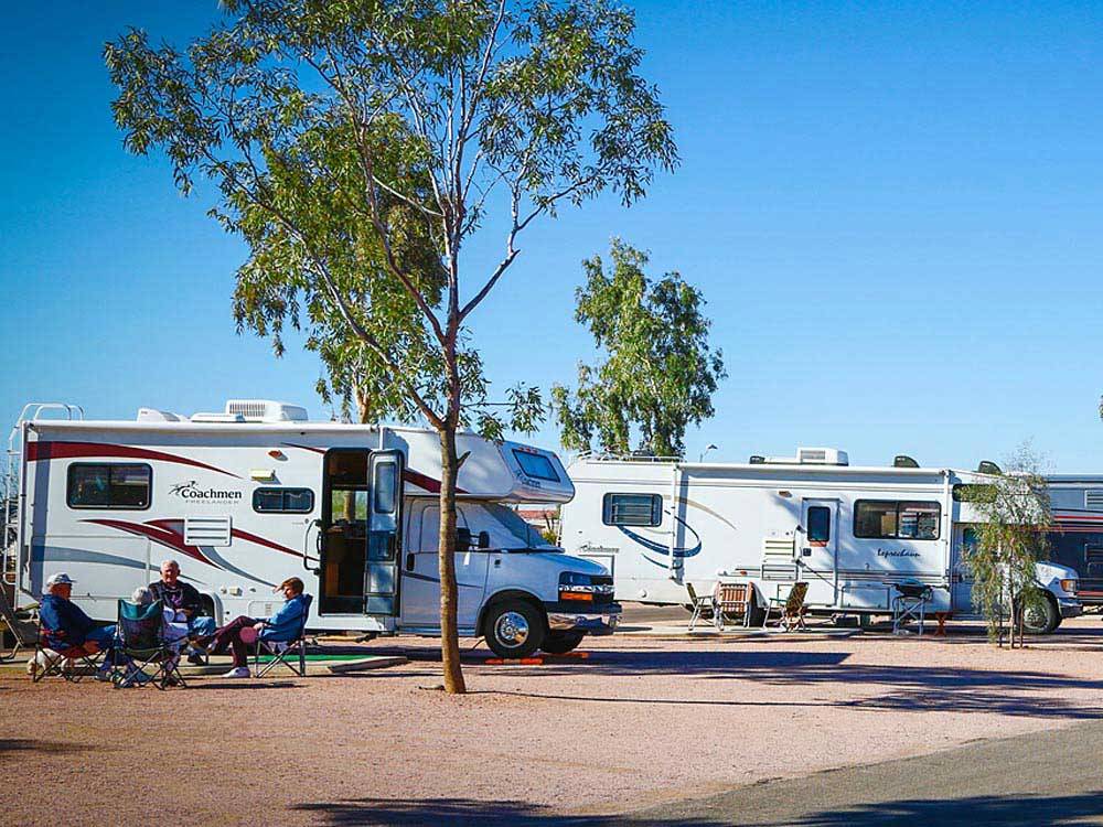 RVs camping at ENCORE FIESTA GRANDE