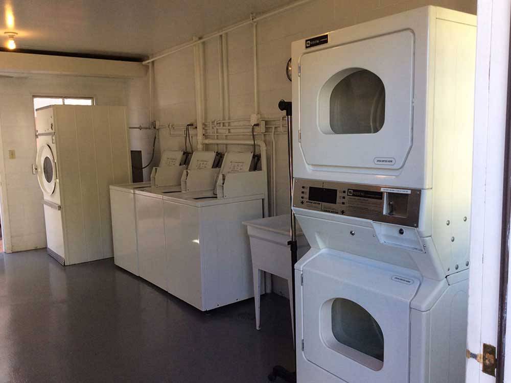 Laundry room with washers and dryers at BILLINGS VILLAGE RV PARK