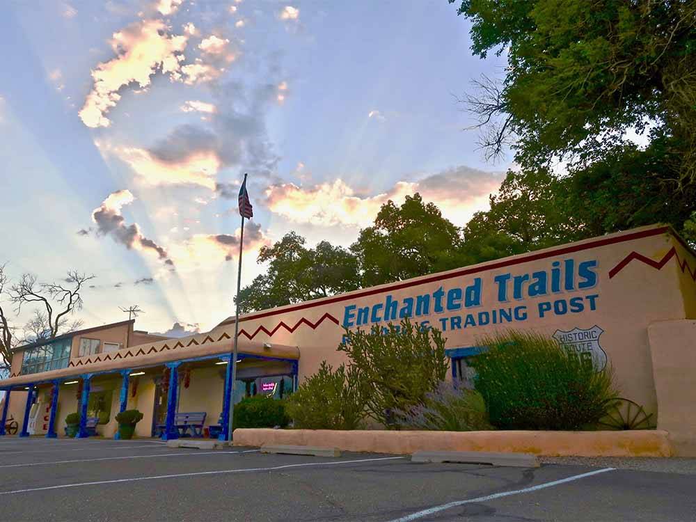 Enchanted Trails RV Park Trading Post Albuquerque campgrounds Good Sam Club