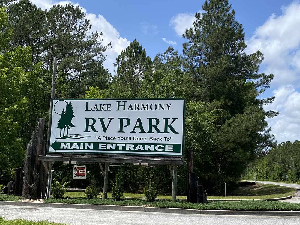 The large front entrance sign at LAKE HARMONY RV PARK AND CAMPGROUND