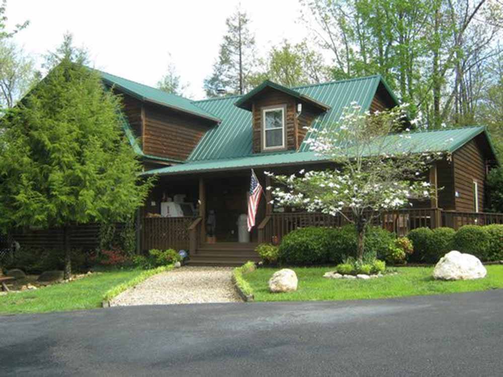 The recreation building at SMOKY BEAR CAMPGROUND AND RV PARK