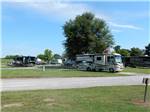 RVs and trailers at campground at RIVER VIEW RV PARK AND RESORT - thumbnail