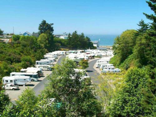 Aerial view of RVs parked on-site at DRIFTWOOD RV PARK