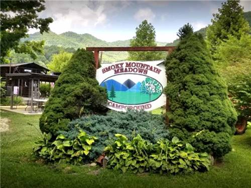 The front entrance sign at SMOKY MOUNTAIN MEADOWS CAMPGROUND
