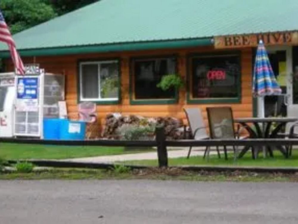 Park office Nature's Touch Campground