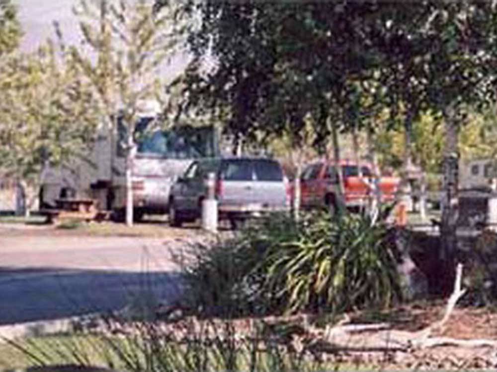 RV at campsite at DAYS END RV PARK