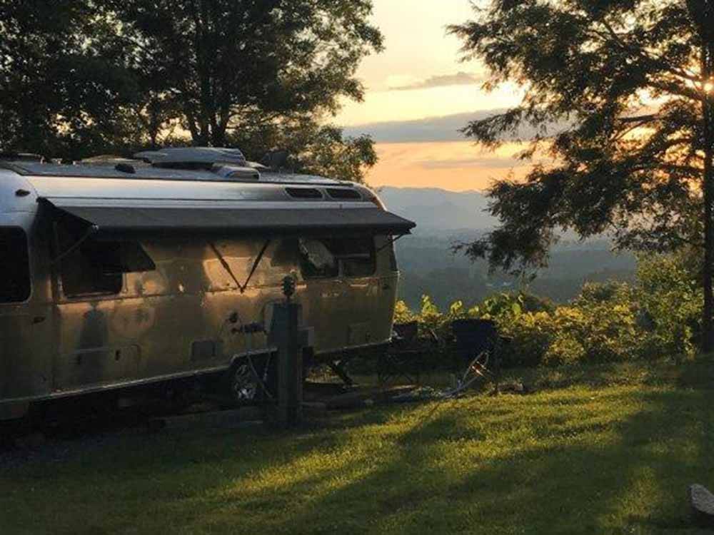 An Airstream overlooking the valley at CAMPFIRE LODGINGS