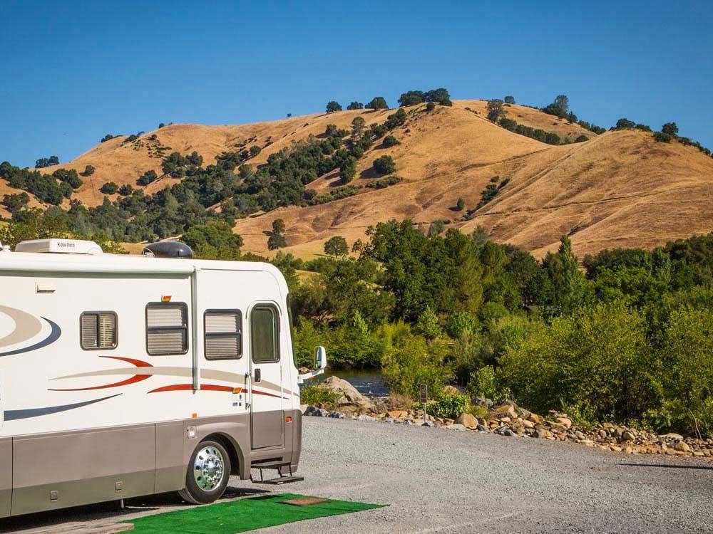 RV parked at campsite at THOUSAND TRAILS PONDEROSA