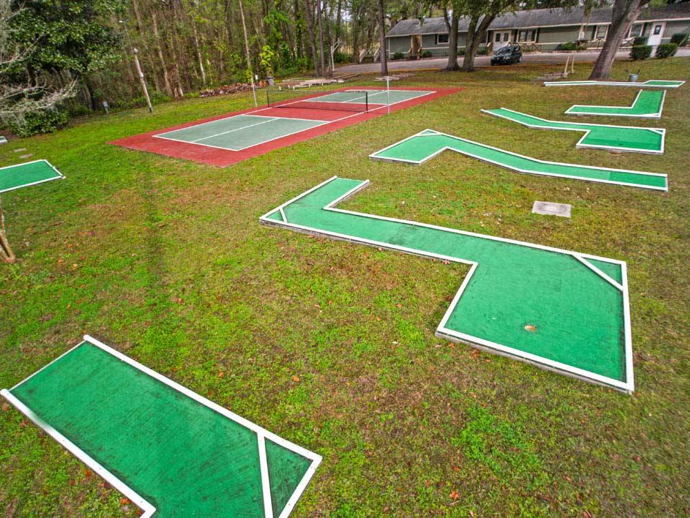 Miniature golf course at THOUSAND TRAILS THREE FLAGS