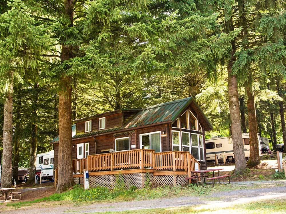 Cabins and trailers camping at THOUSAND TRAILS PARADISE
