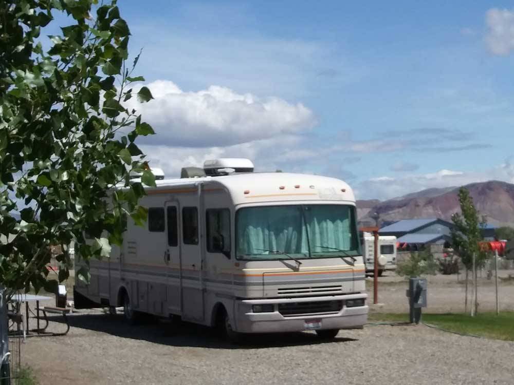 A class A motorhome parked on-site at ROUND VALLEY PARK