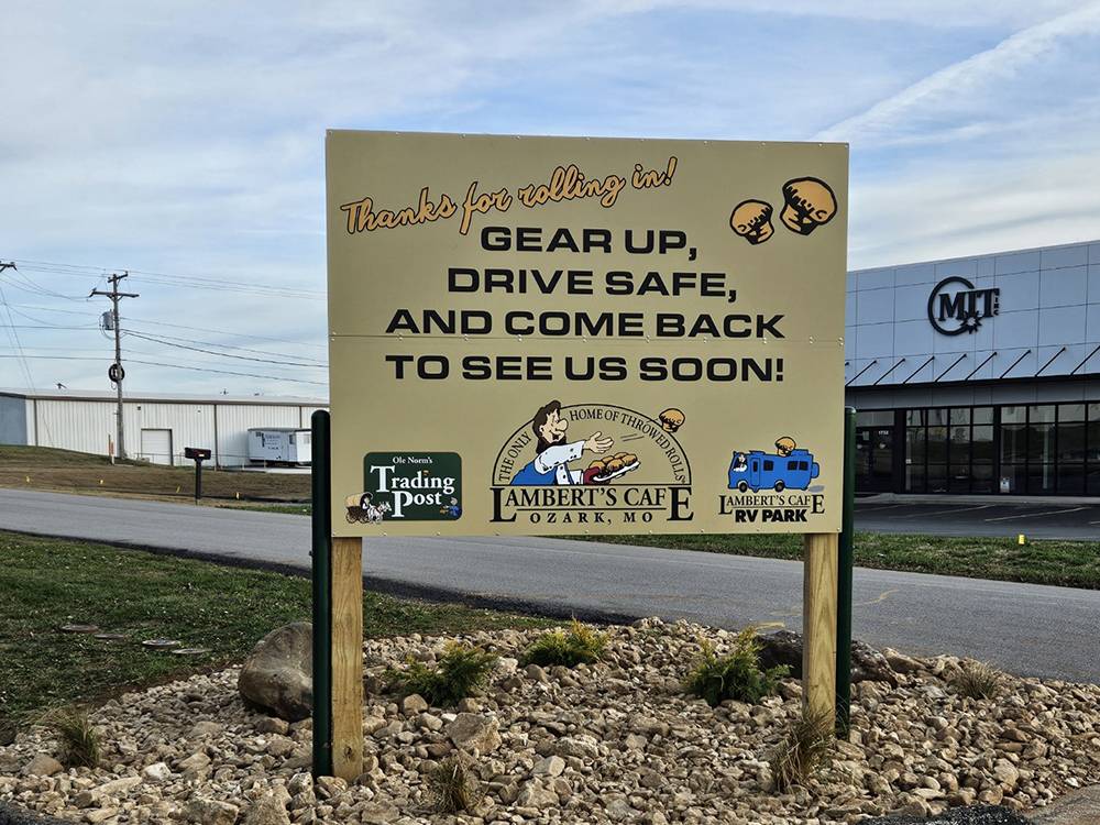 The 'come back soon' sign