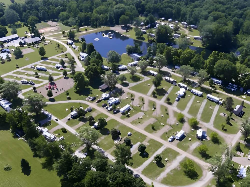 Overhead view at site Cleveland/Sandusky Jellystone Park