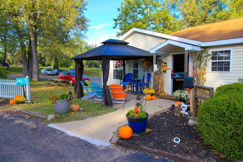 Welcome center at Dutch Treat Camping & Recreation