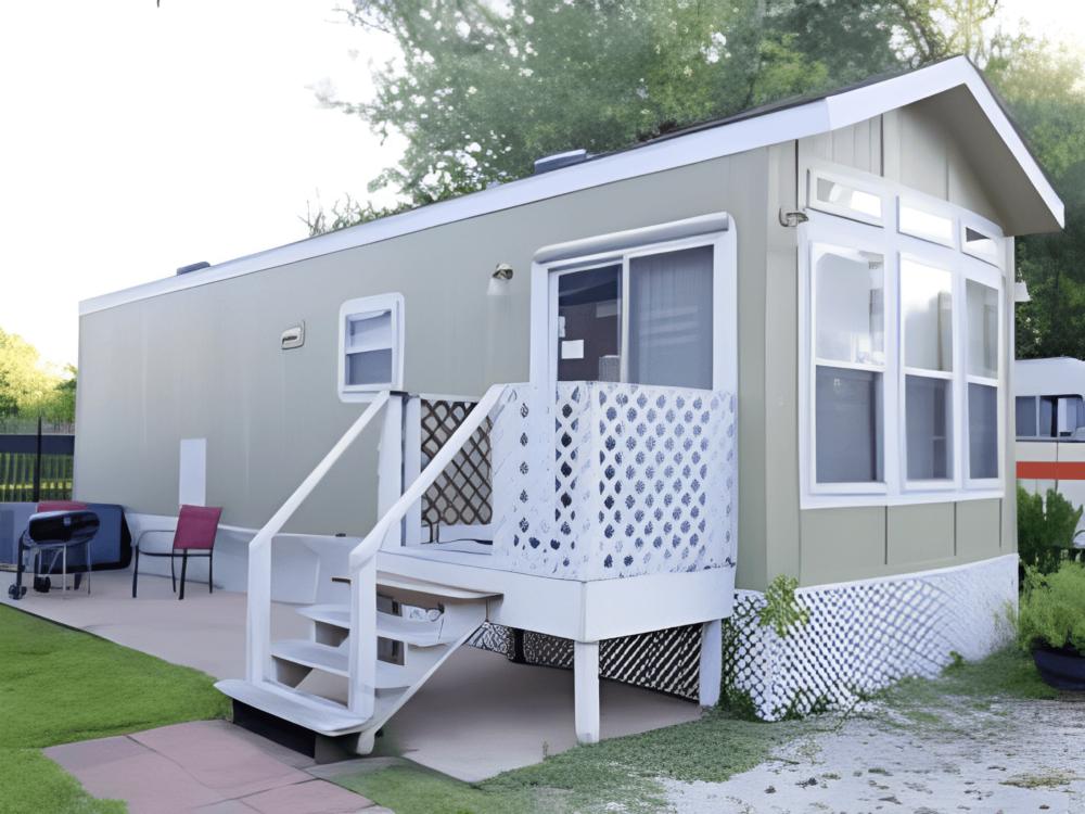 Mobile home at site South Main RV Park