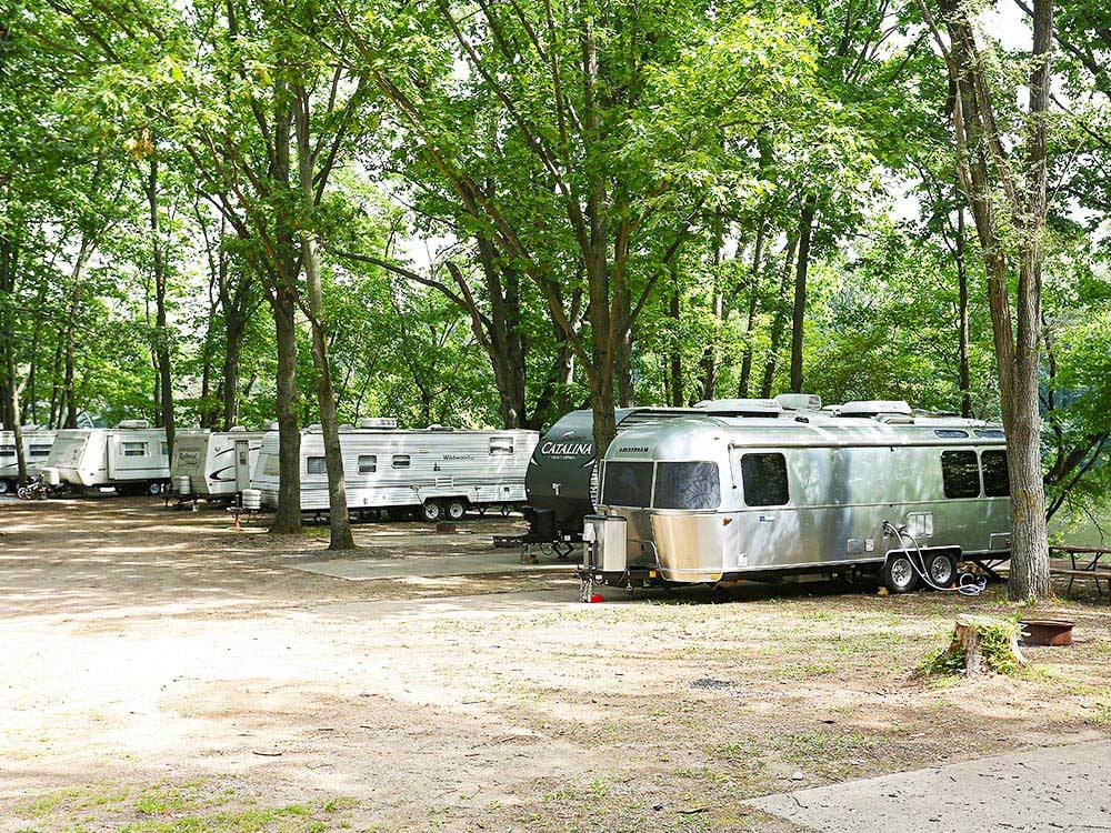 Trailers at sites at THOUSAND TRAILS BEAR CAVE