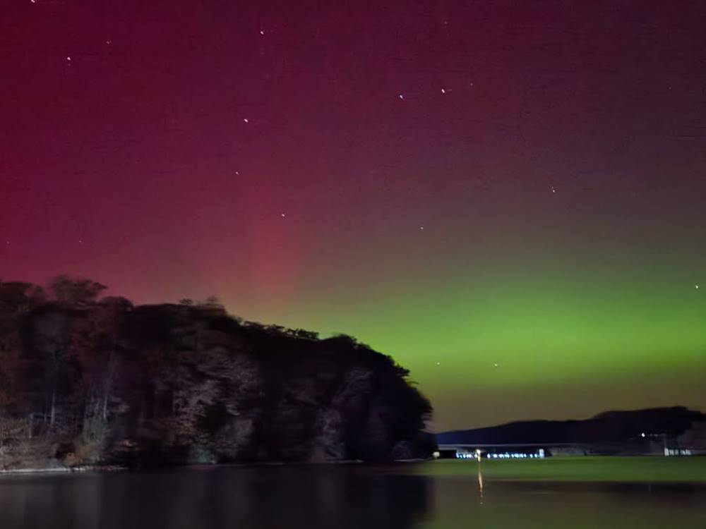 Green and red Northern Lights