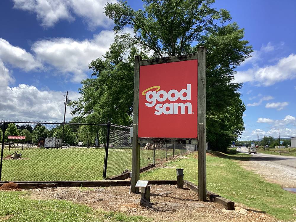 Good Sam sign at Camping World-Campground of Oxford