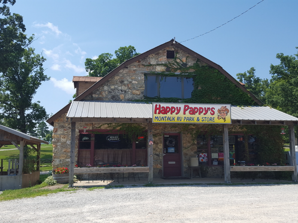 View of the sign at Happy Pappy's Montauk RV Park