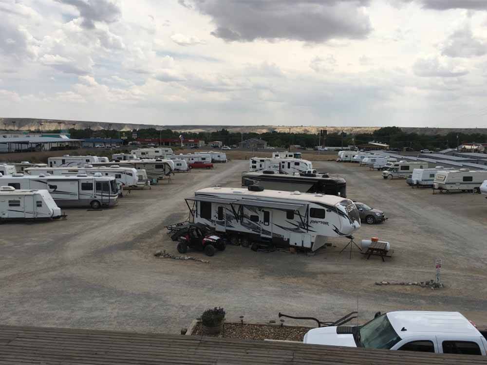 High level view of campers in campsites at HOMESTEAD RV PARK