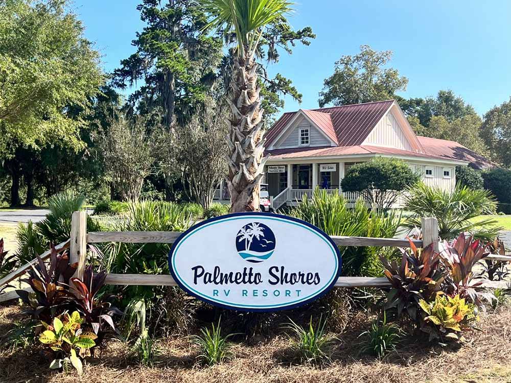 The front entrance sign at PALMETTO SHORES RV RESORT