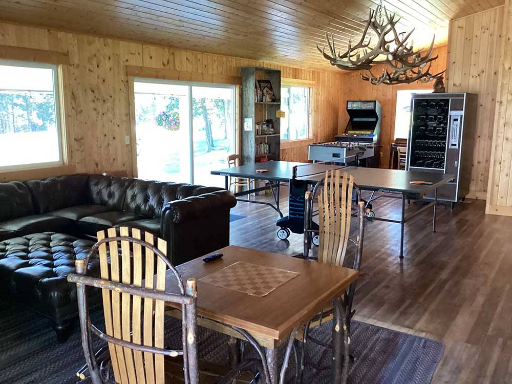 Recreation area for guests at ROLLINS RV PARK & RESTAURANT