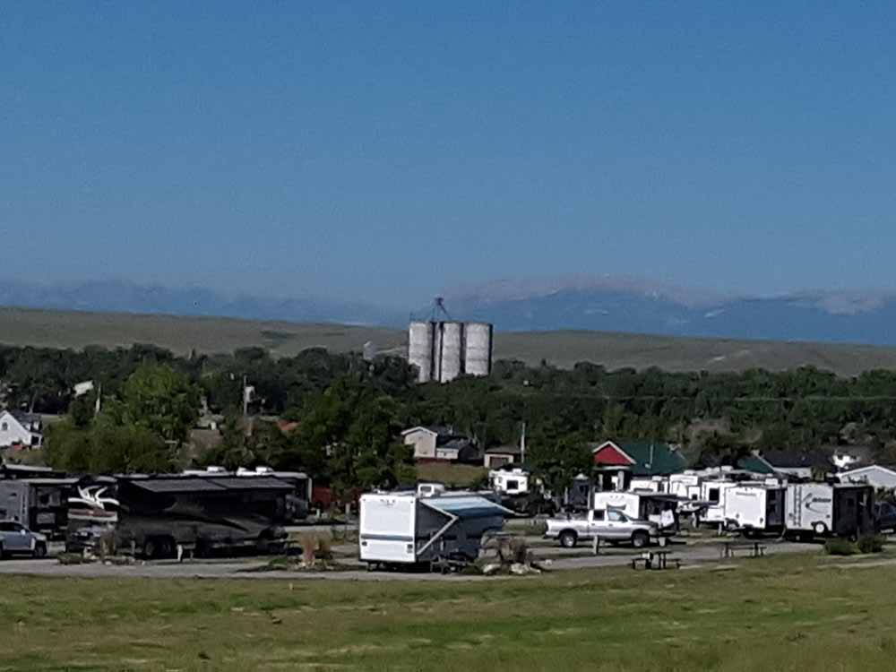 An aerial view of some of the campsites at CHOTEAU MOUNTAIN VIEW RV CAMPGROUND
